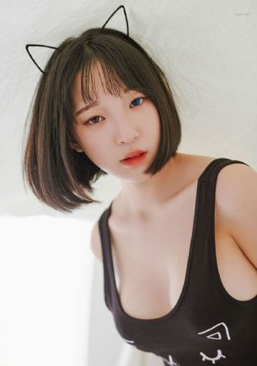 一个人看的片www免费高清中文