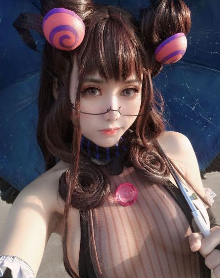 迷人的保姆在线看