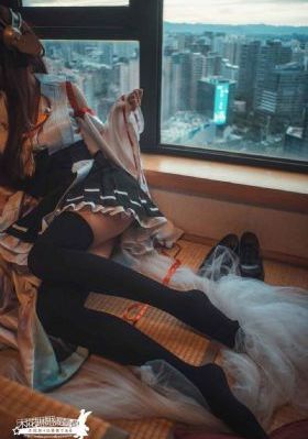 老汉胯下的女学生