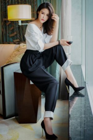 女秘书的条件在线