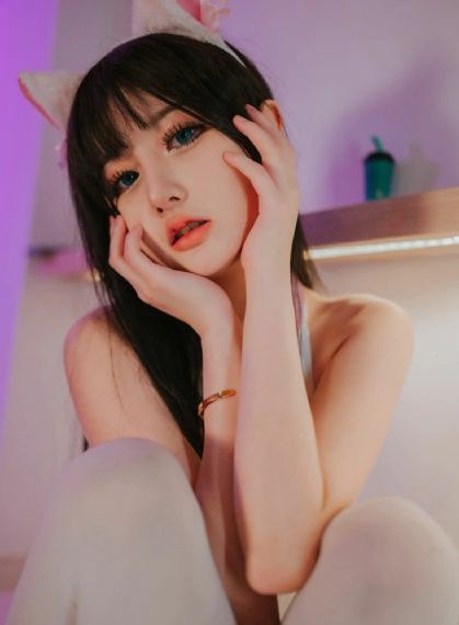 学生面前的女教师