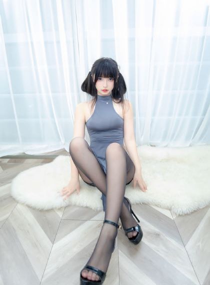 大胸女友hd在线播放