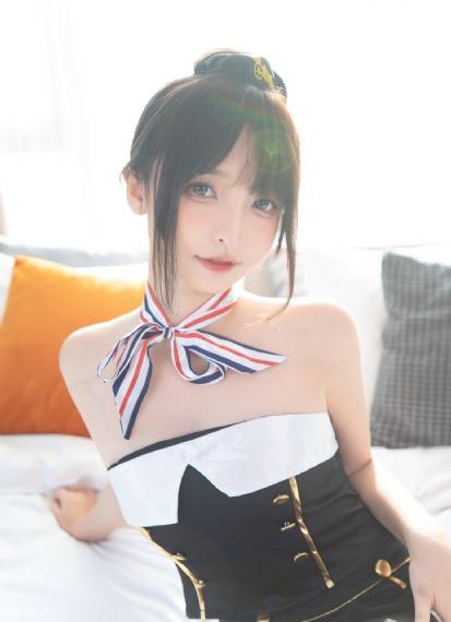 大胸女大学生电影