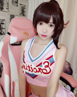 丰满的女邻居2伦理
